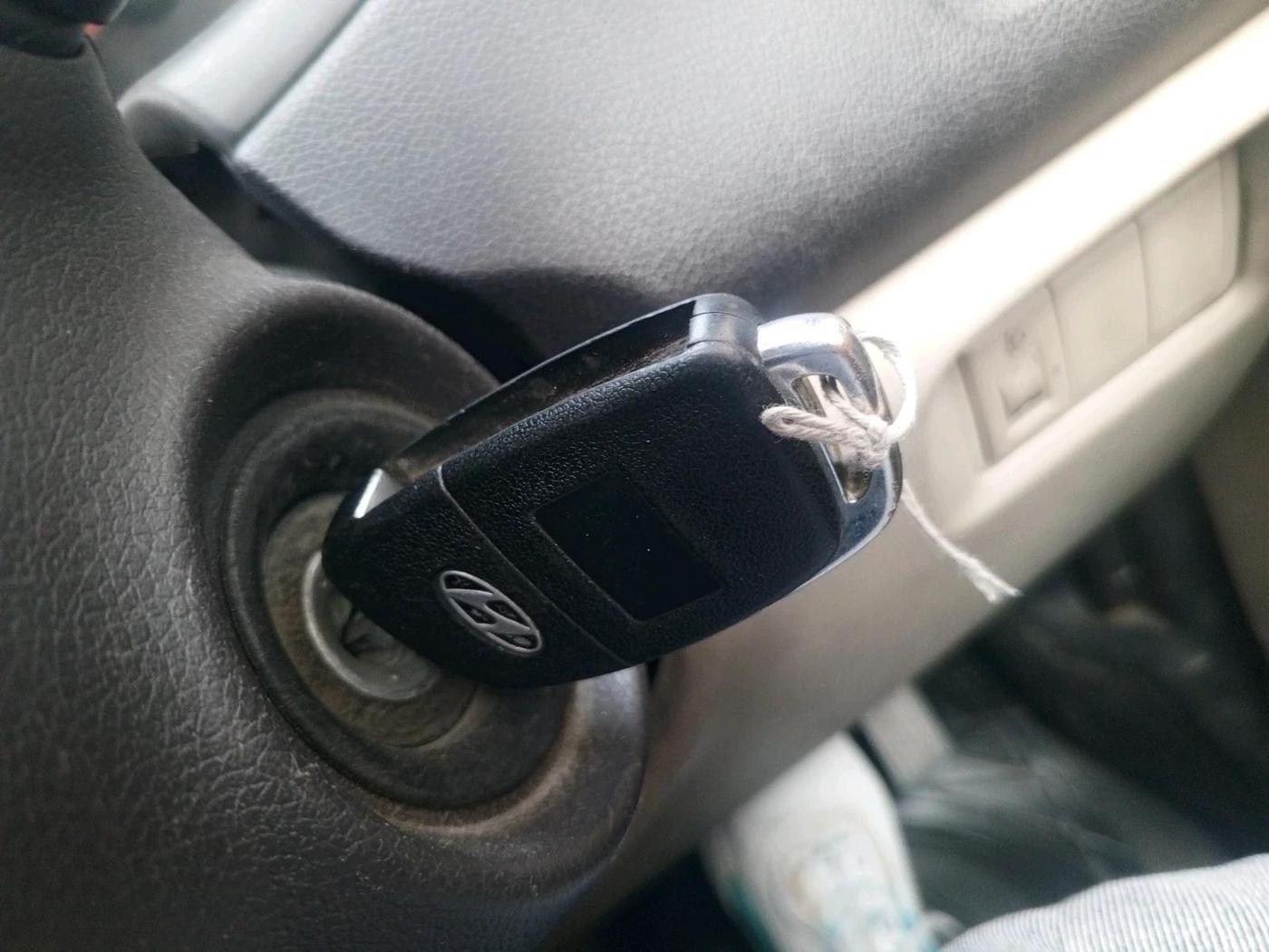 2012 Hyundai i20 SPORTZ 1.2, Petrol, Manual, 1,02,957 km, interior