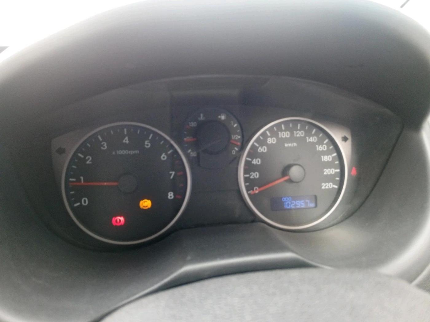 2012 Hyundai i20 SPORTZ 1.2, Petrol, Manual, 1,02,957 km, interior