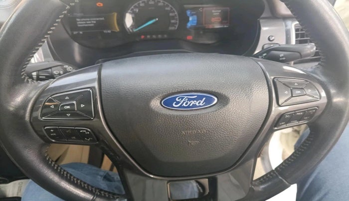 2016 Ford Endeavour TITANIUM 3.2 4X4 AT, Diesel, Automatic, 1,11,483 km, interior