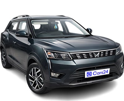 2023 Mahindra XUV300 - SUV - Petrol - Manual - ₹6.79 lakh