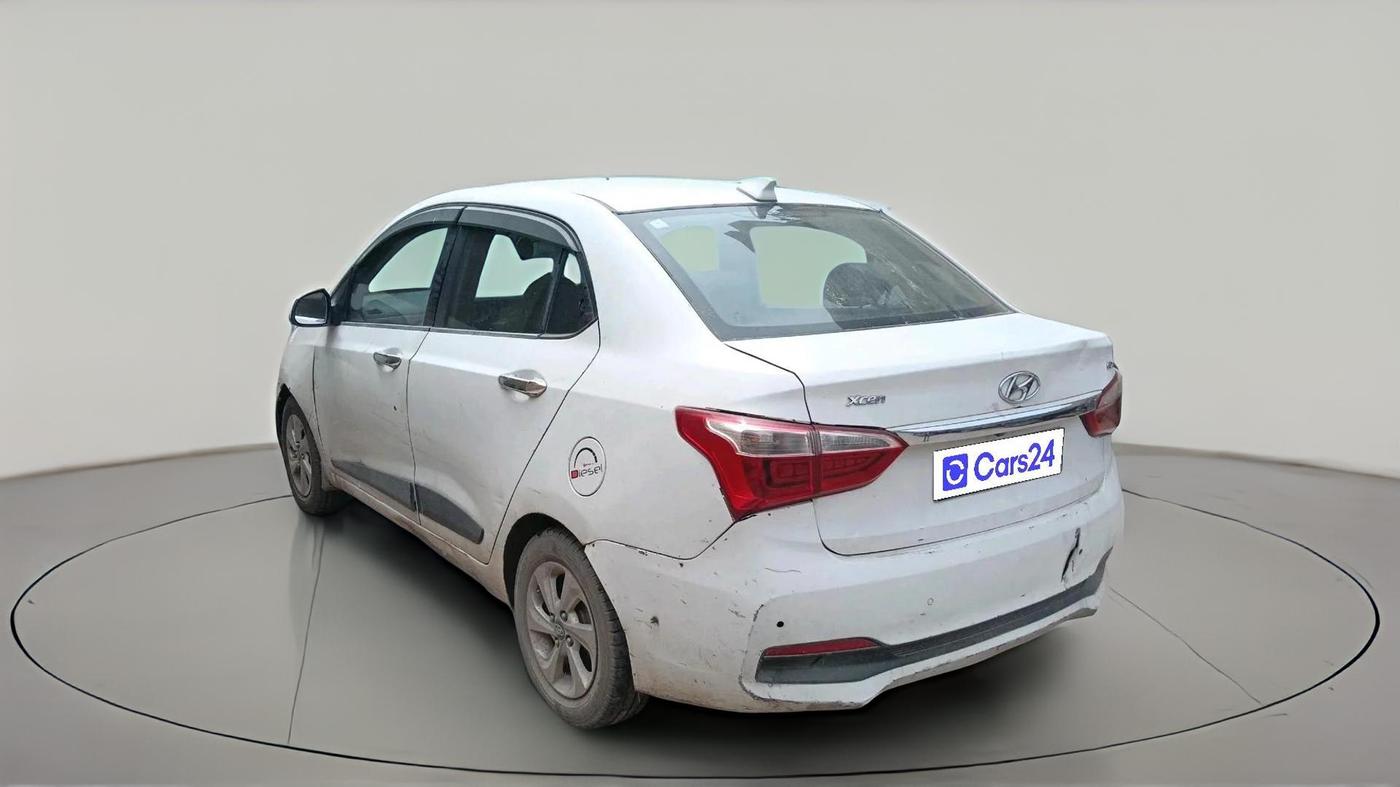 2017 Hyundai Xcent SX 1.2 CRDI, Diesel, Manual, 1,09,151 km, exterior