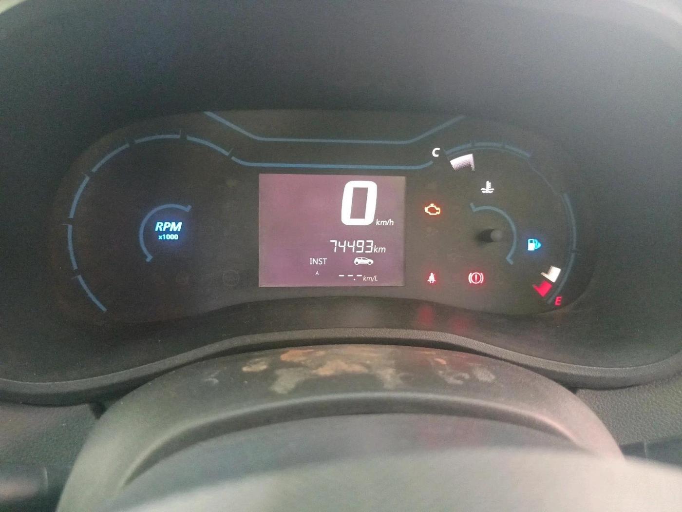 2020 Renault Kwid RXT 1.0, Petrol, Manual, 74,493 km, interior