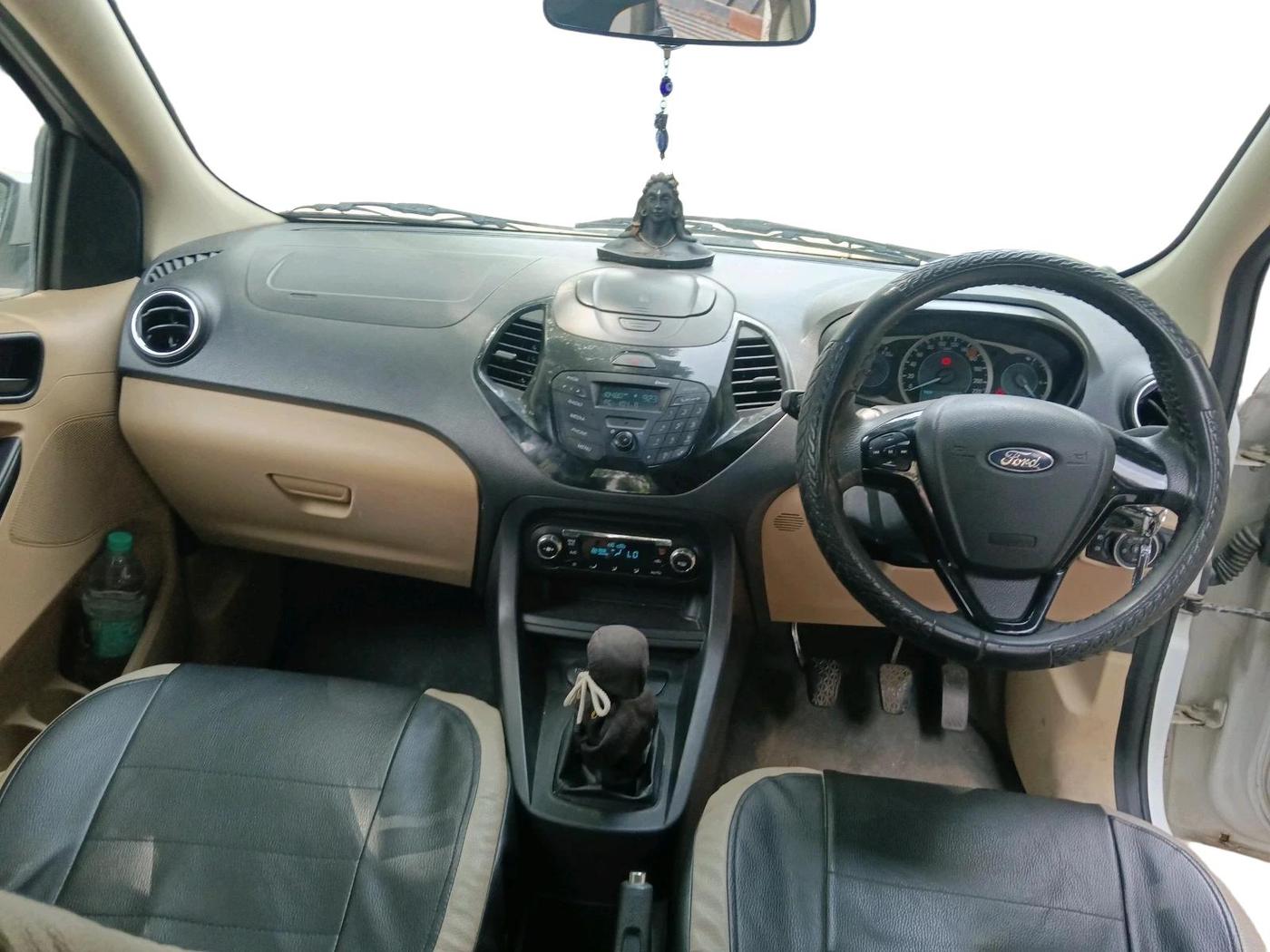 2016 Ford Figo Aspire TITANIUM1.5 DIESEL, Diesel, Manual, 72,099 km, interior