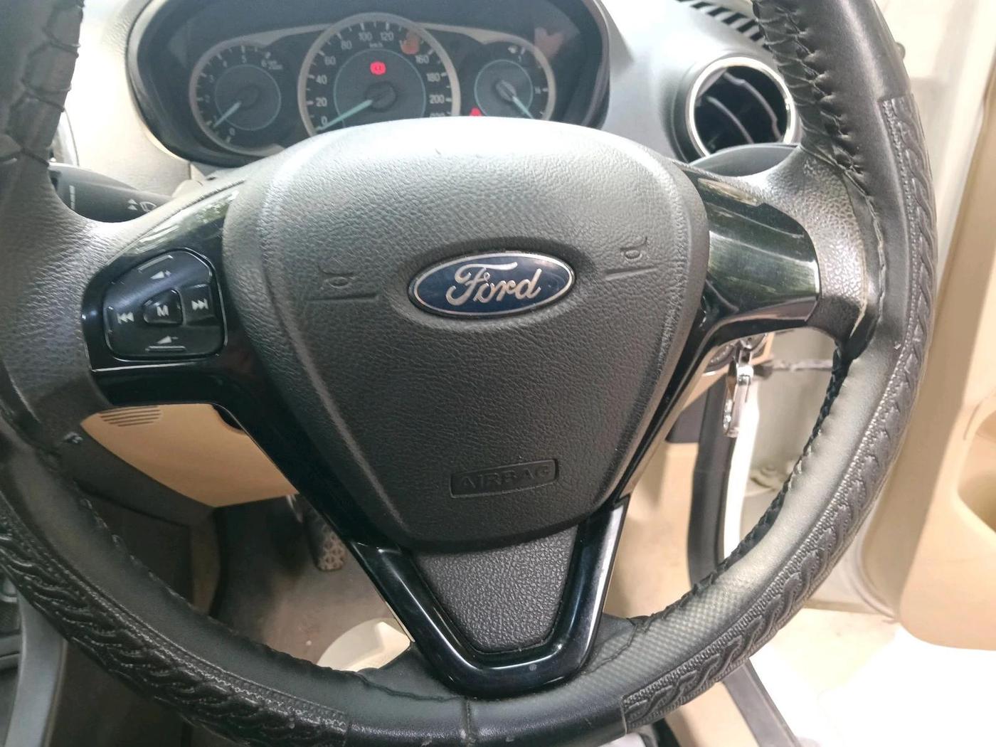 2016 Ford Figo Aspire TITANIUM1.5 DIESEL, Diesel, Manual, 72,099 km, interior