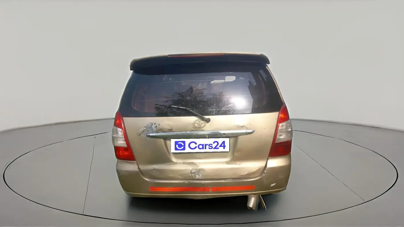 2008 Toyota Innova 2.5 G2, Diesel, Manual, 3,45,373 km, exterior