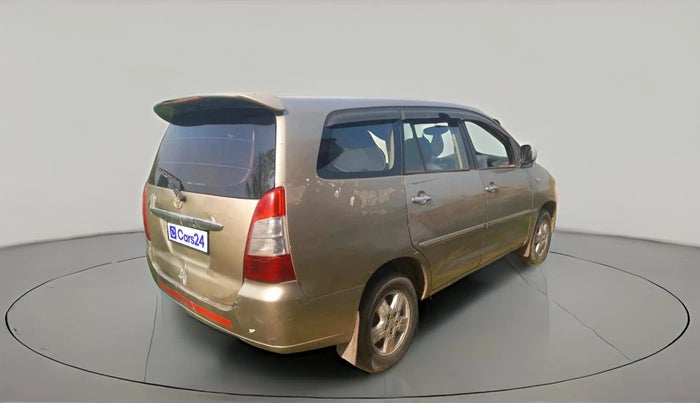 2008 Toyota Innova 2.5 G2, Diesel, Manual, 3,45,373 km, exterior