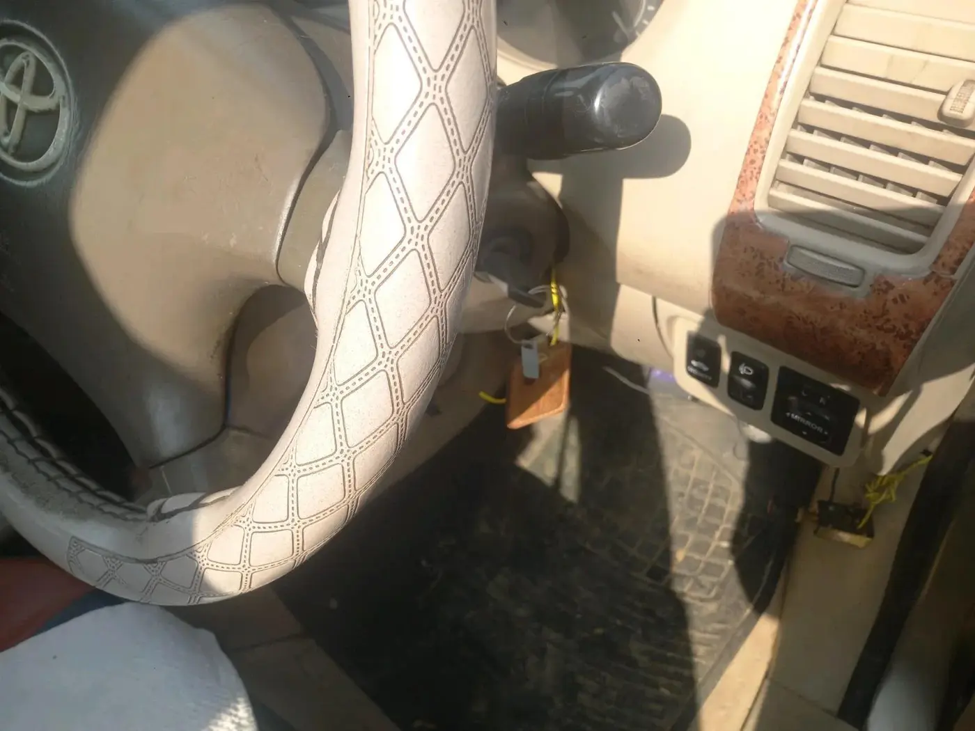 2008 Toyota Innova 2.5 G2, Diesel, Manual, 3,45,373 km, interior
