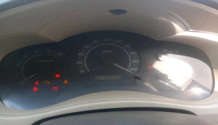 2008 Toyota Innova 2.5 G2, Diesel, Manual, 3,45,373 km, interior