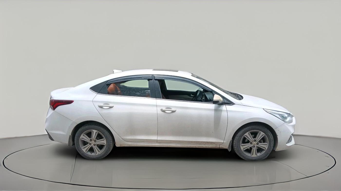 2018 Hyundai Verna 1.6 CRDI SX + AT, Diesel, Automatic, 1,36,375 km, exterior
