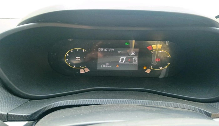 2025 Tata NEXON Creative Plus S CNG, CNG, Manual, 17,660 km, interior