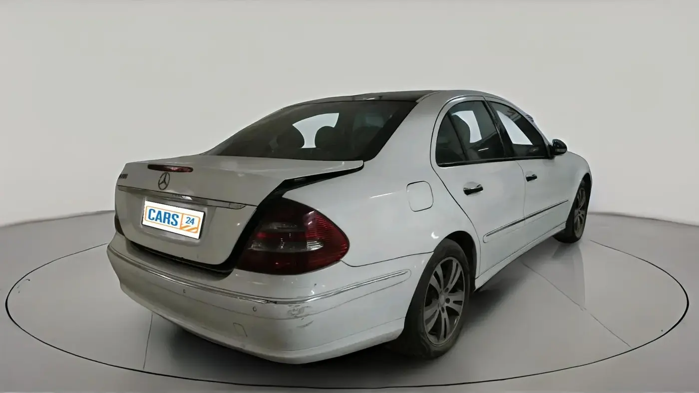 2007 Mercedes Benz E Class 280 CDI ELEGANCE, Diesel, Automatic, 1,43,857 km, exterior