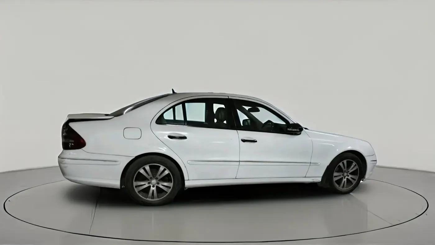 2007 Mercedes Benz E Class 280 CDI ELEGANCE, Diesel, Automatic, 1,43,857 km, exterior