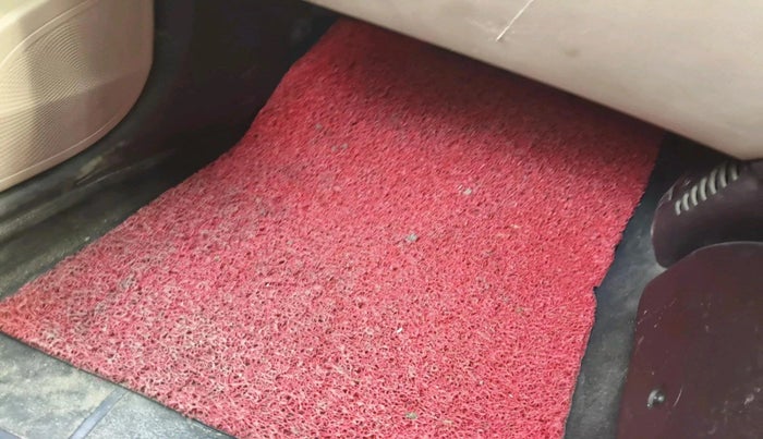 2016 Hyundai Eon ERA +, CNG, Manual, 95,680 km, interior