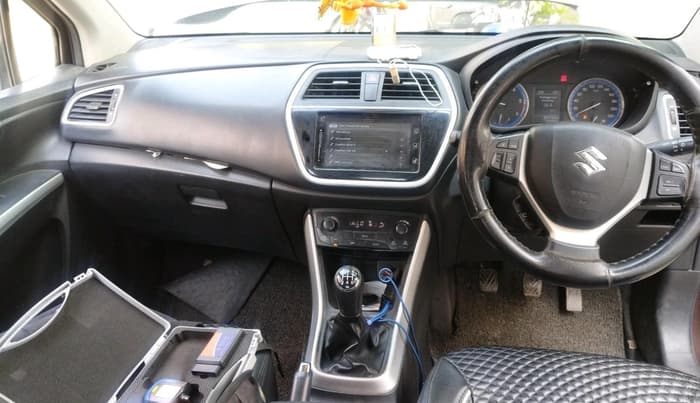 2017 Maruti S Cross ZETA 1.3, Diesel, Manual, 1,00,409 km, interior