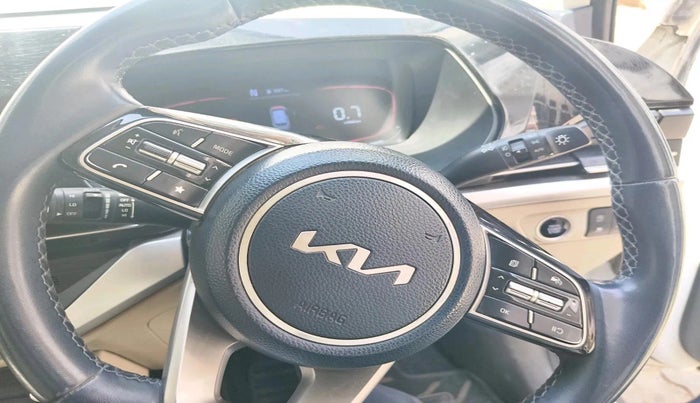 2023 KIA CARENS LUXURY PLUS IMT 1.5 DIESEL IMT, Diesel, Manual, 22,340 km, interior