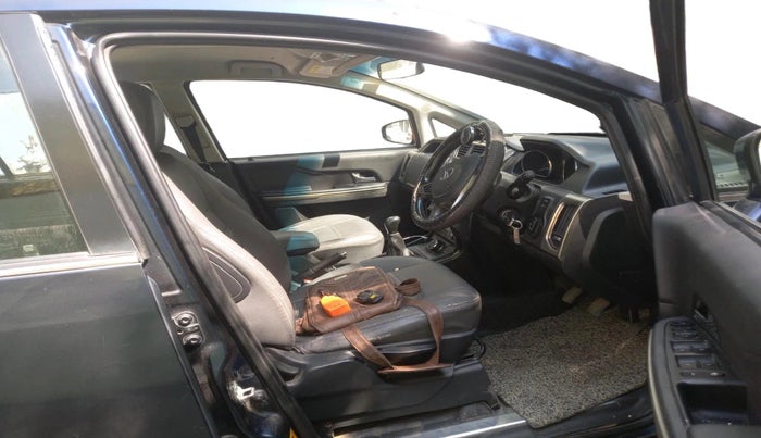 2017 Tata Hexa XT 4X2 6 STR, Diesel, Manual, 55,798 km, interior