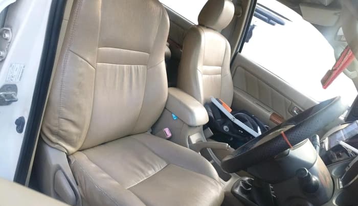 2011 Toyota Fortuner 3.0 4X4 MT, Diesel, Manual, 1,43,180 km, interior