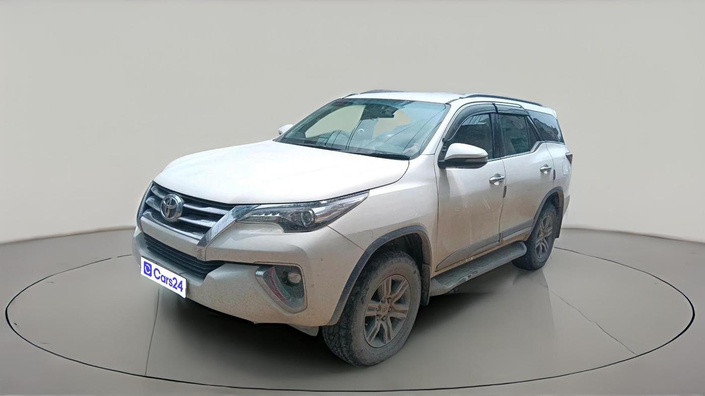 2018 Toyota Fortuner 2.8 4X2 MT, Diesel, Manual, 2,75,243 km, exterior