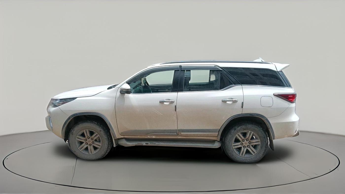 2018 Toyota Fortuner 2.8 4X2 MT, Diesel, Manual, 2,75,243 km, exterior