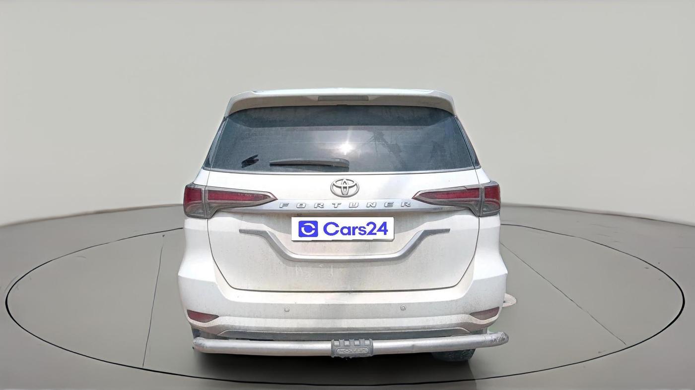 2018 Toyota Fortuner 2.8 4X2 MT, Diesel, Manual, 2,75,243 km, exterior