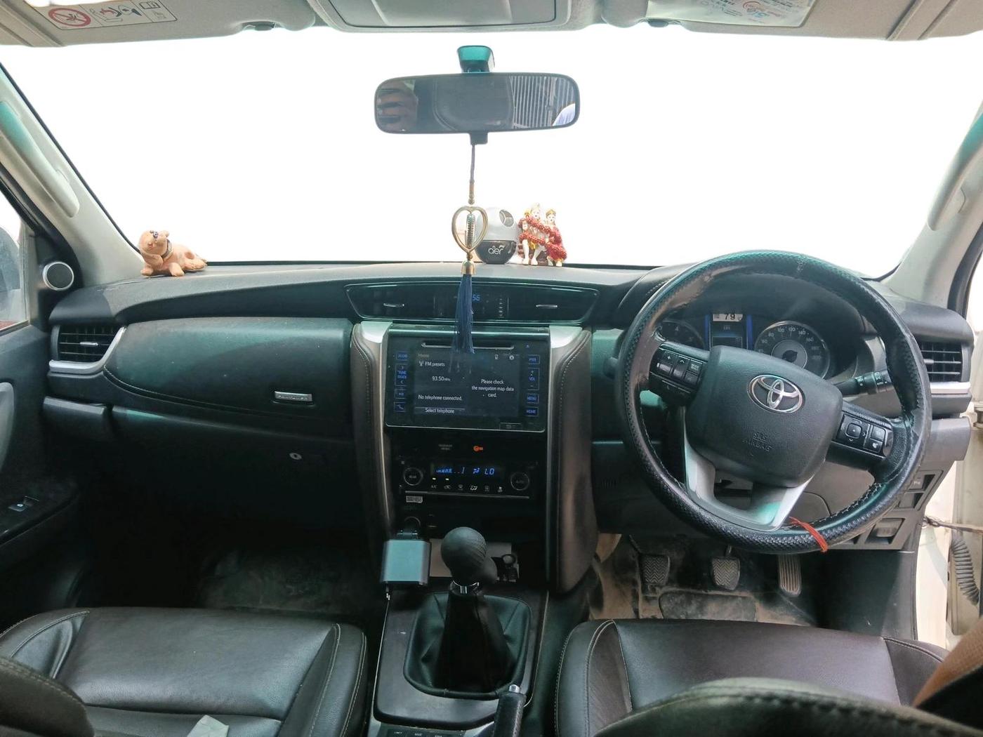 2018 Toyota Fortuner 2.8 4X2 MT, Diesel, Manual, 2,75,243 km, interior