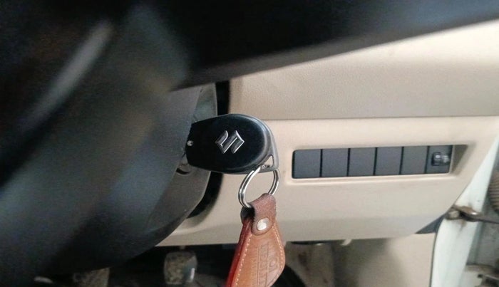 2018 Maruti Dzire VDI, Diesel, Manual, 1,54,398 km, interior