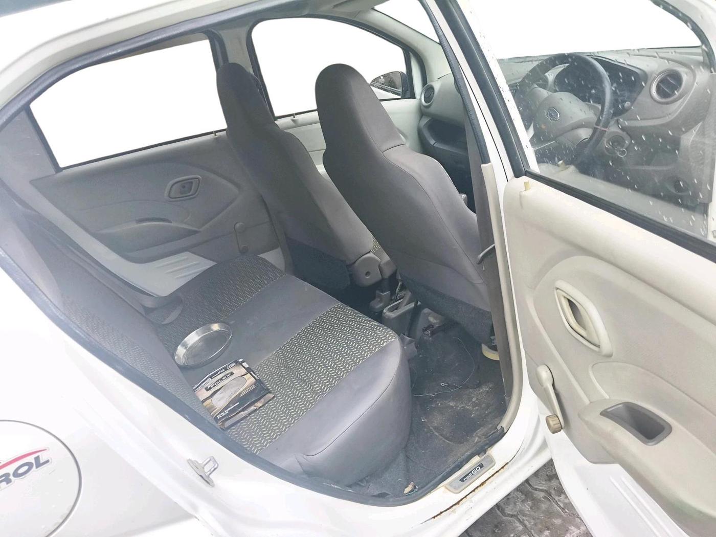 2016 Datsun Redi Go A, Petrol, Manual, 76,505 km, interior