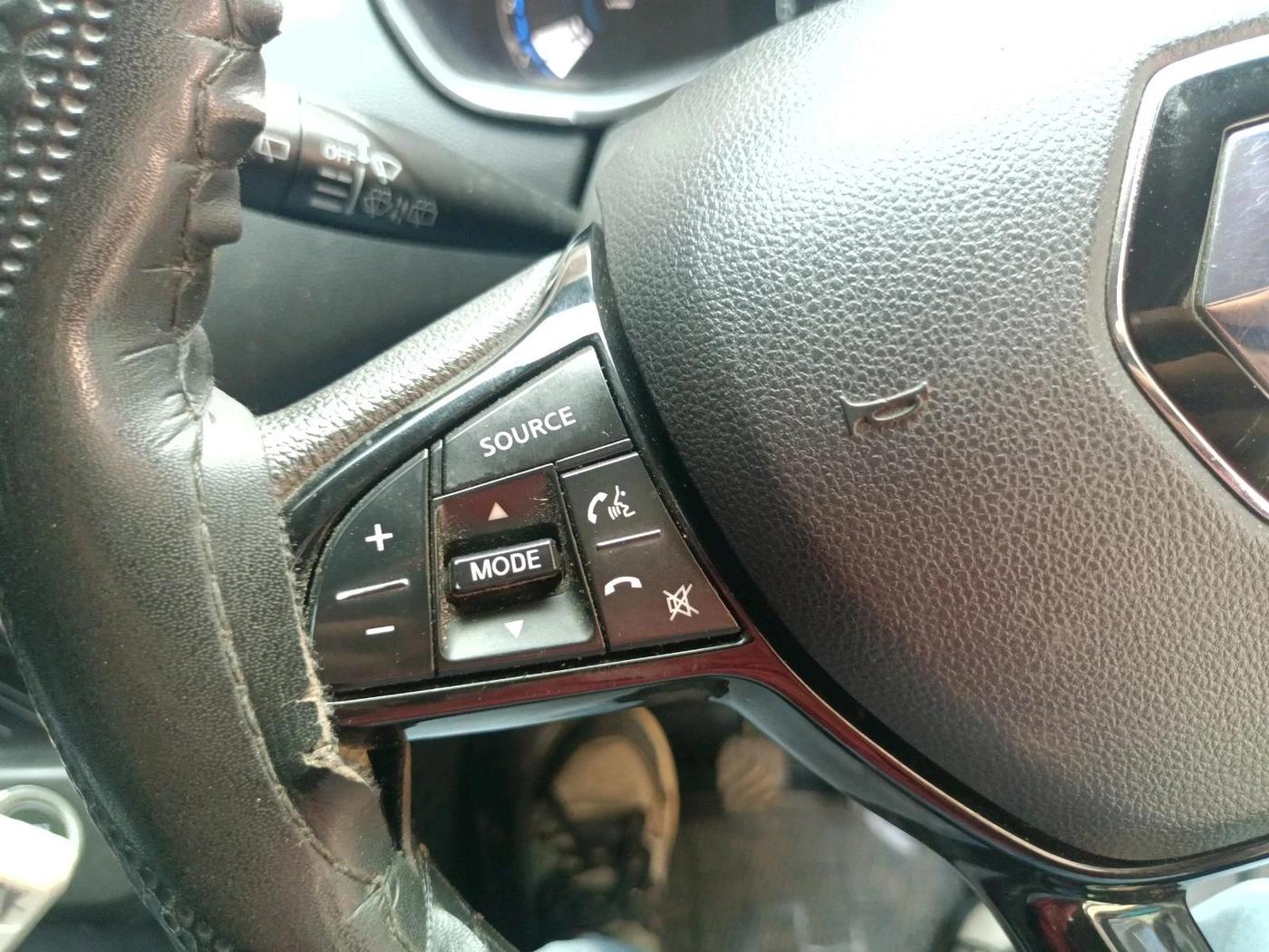 2023 Renault Kiger RXT (O) MT, Petrol, Manual, 19,530 km, interior