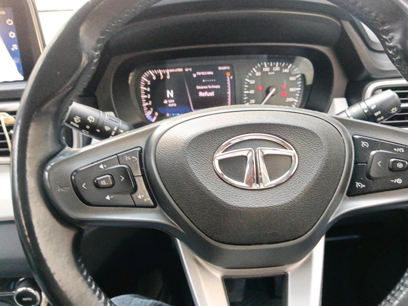 2022 Tata PUNCH CREATIVE  AMT, Petrol, Automatic, 17,231 km, interior