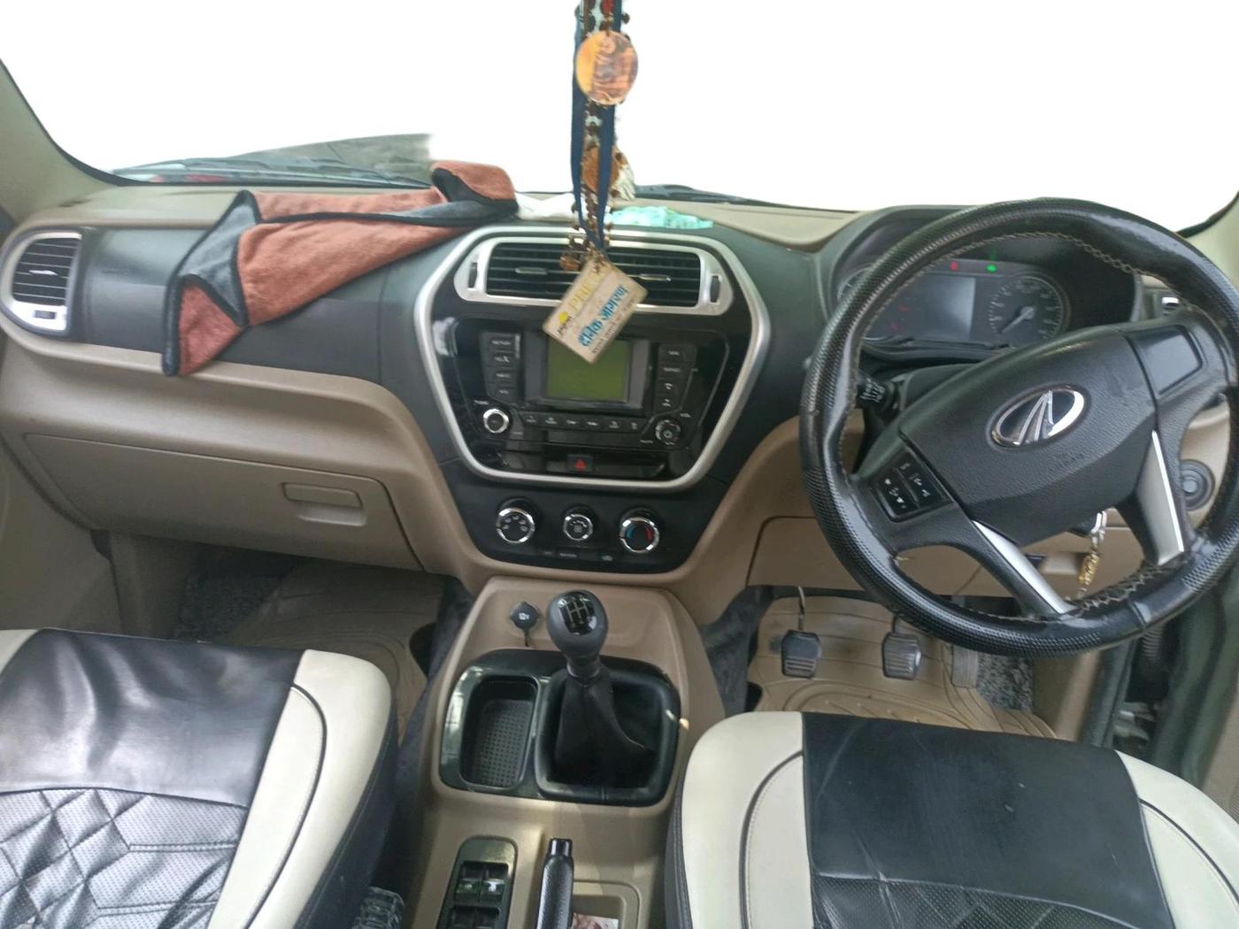 2021 Mahindra BOLERO NEO N 8, Diesel, Manual, 53,855 km, interior