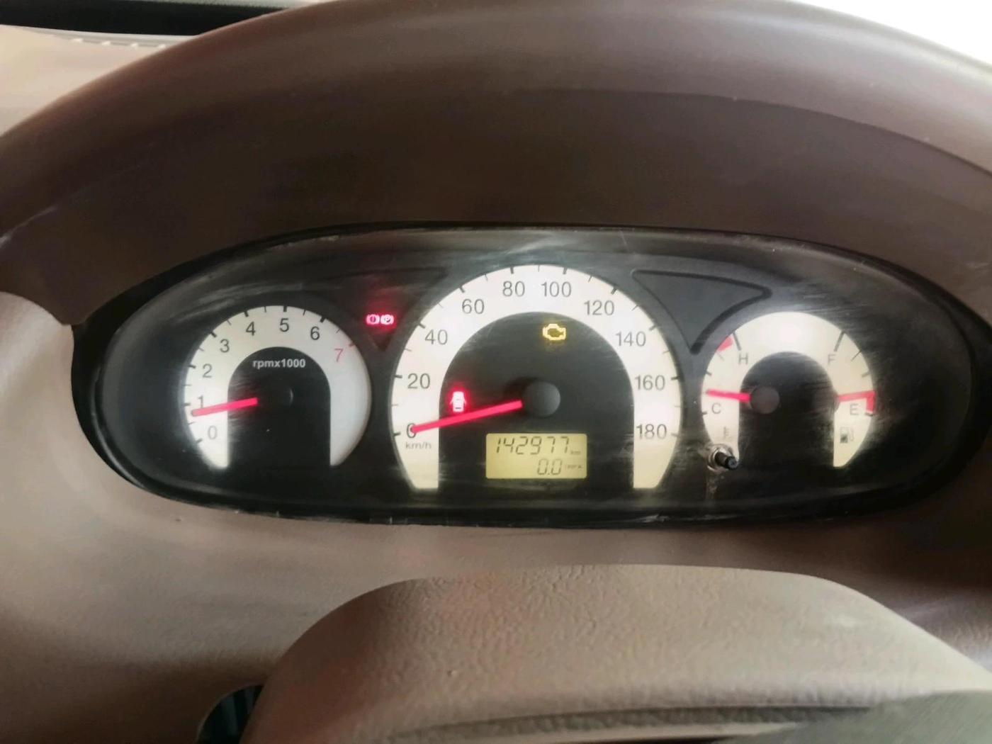2011 Mahindra Xylo E4, Diesel, Manual, 1,42,977 km, interior