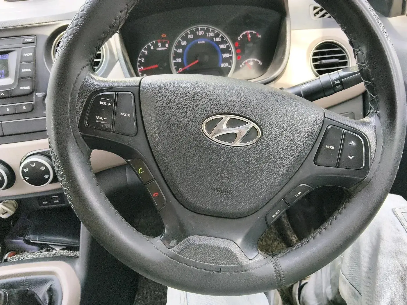 2018 Hyundai Grand i10 MAGNA U2 1.2 CRDI, Diesel, Manual, 1,58,235 km, interior