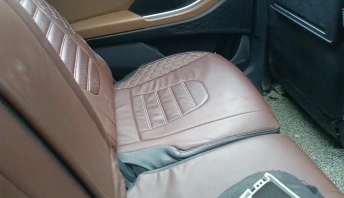 2024 Hyundai ALCAZAR PRESTIGE 1.5 TURBO PETROL MT 7STR, Petrol, Manual, 33,217 km, interior