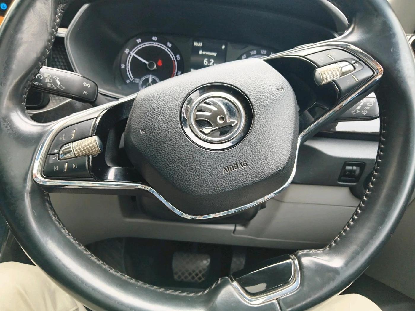 2021 Skoda KUSHAQ STYLE 1.0L TSI AT, Petrol, Automatic, 54,275 km, interior