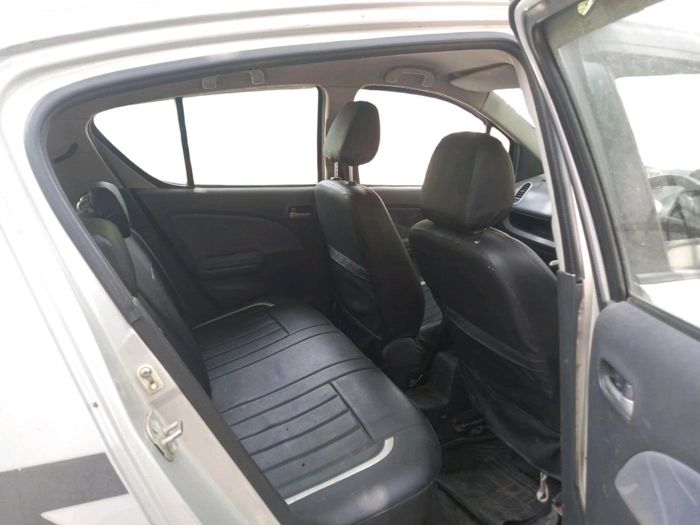 2012 Maruti Ritz VXI, Petrol, Manual, 85,354 km, interior