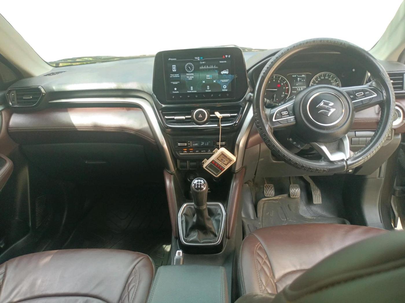 2022 Maruti Grand Vitara ZETA SMART HYBRID, Petrol, Manual, 52,263 km, interior