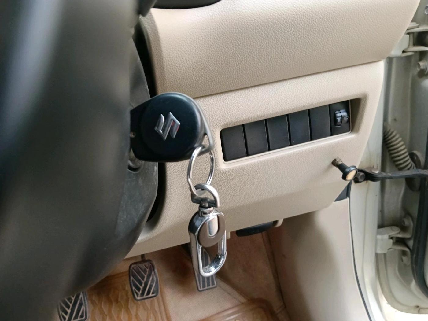 2018 Maruti Dzire VDI, Diesel, Manual, 67,539 km, interior