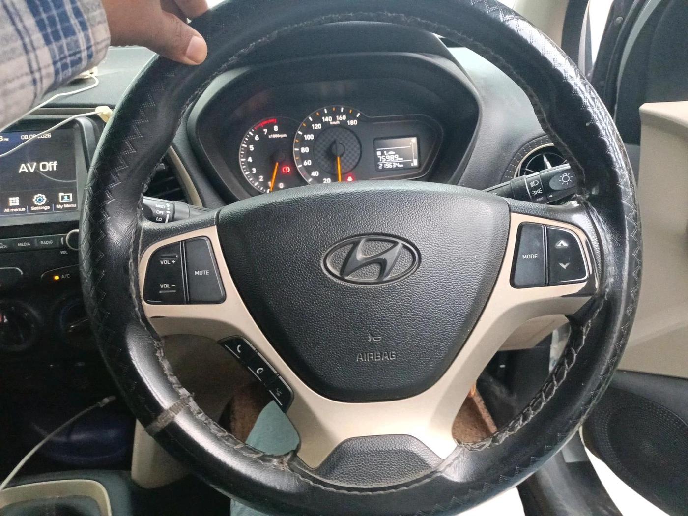 2019 Hyundai NEW SANTRO SPORTZ CNG, CNG, Manual, 2,19,634 km, interior