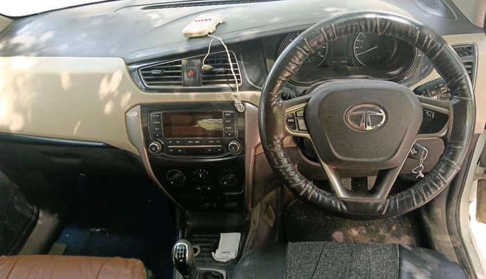 2018 Tata Zest XMS PETROL, Petrol, Manual, 1,09,948 km, interior