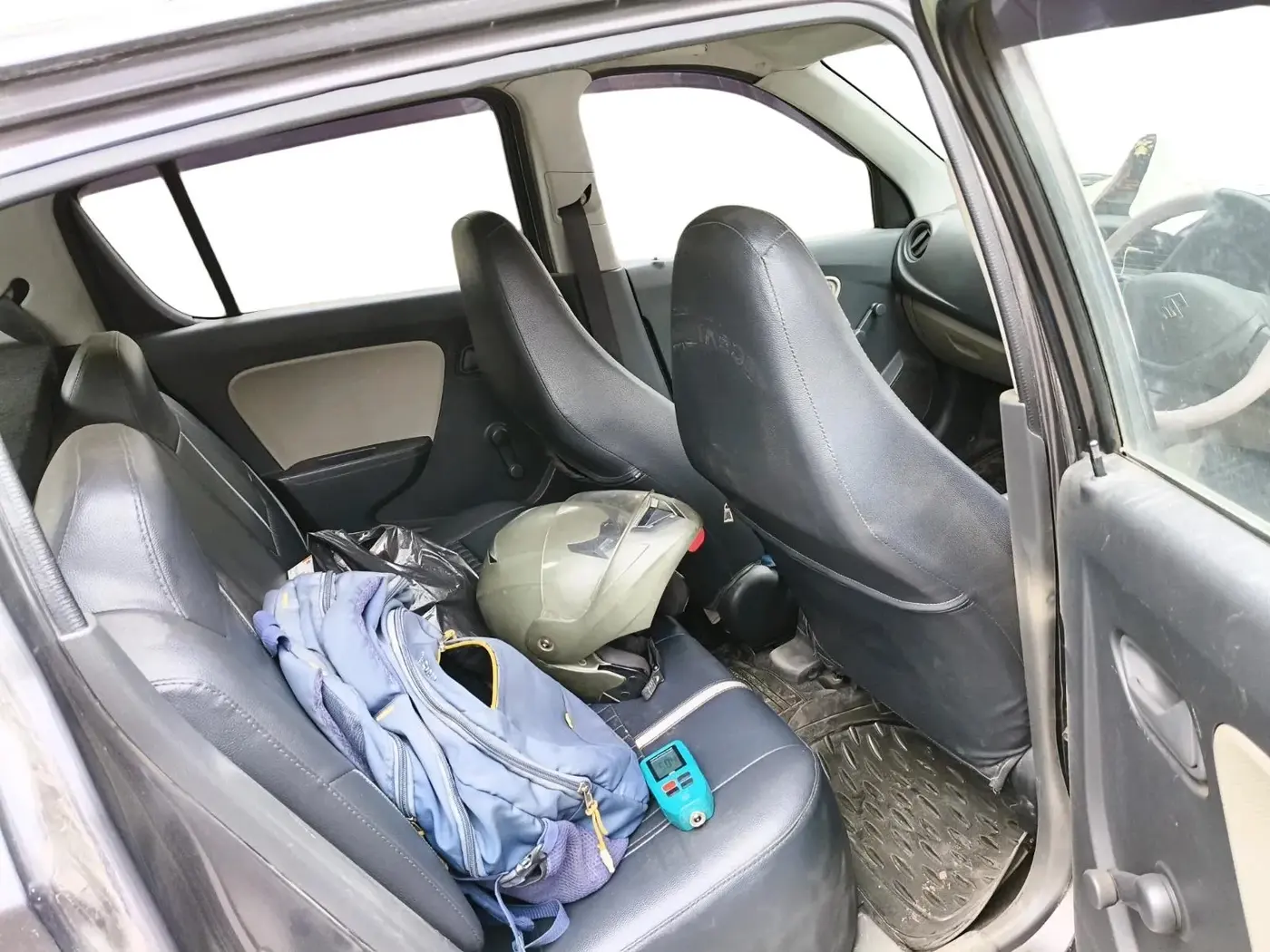 2016 Maruti Alto K10 LXI, CNG, Manual, 15,00,000 km, interior