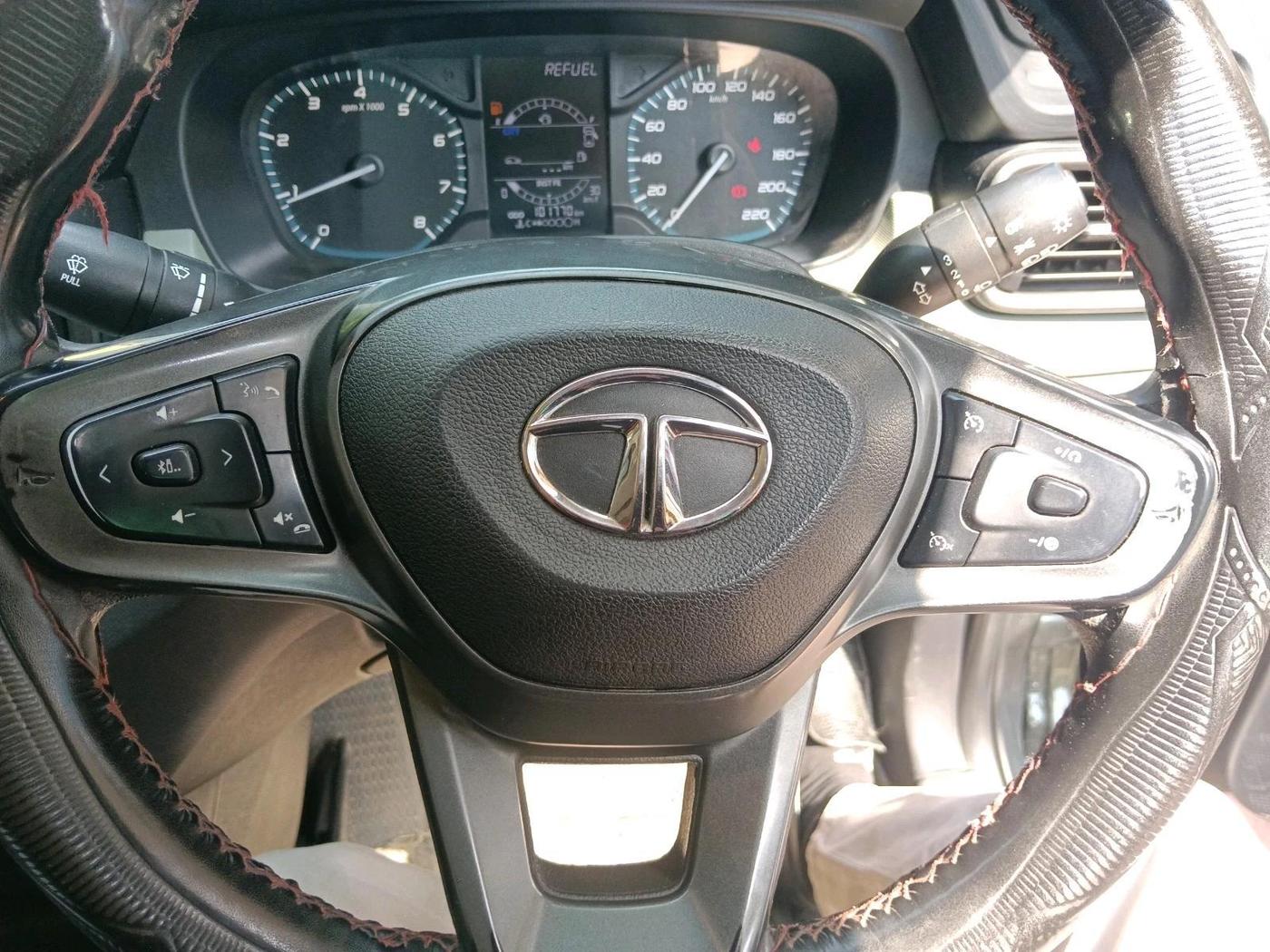 2023 Tata PUNCH ACCOMPLISHED MT CAMO EDITION, Petrol, Manual, 1,01,770 km, interior