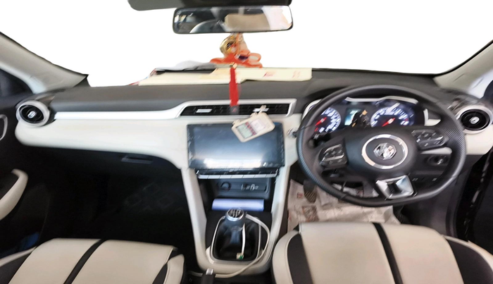 2024 MG ASTOR Shine 1.5 MT (Ivory), Petrol, Manual, 8,837 km, interior