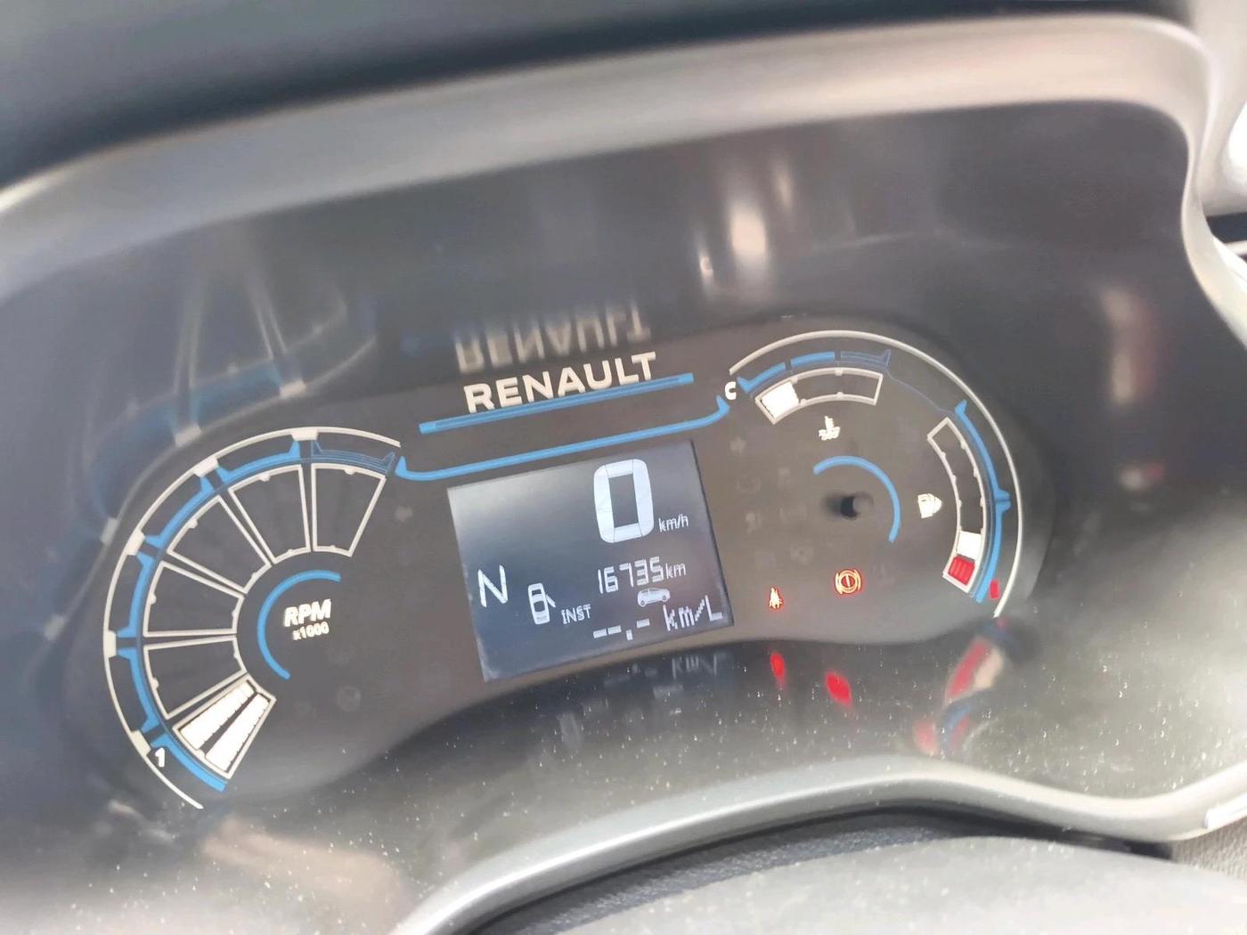 2020 Renault TRIBER RXZ AMT, Petrol, Automatic, 16,735 km, interior