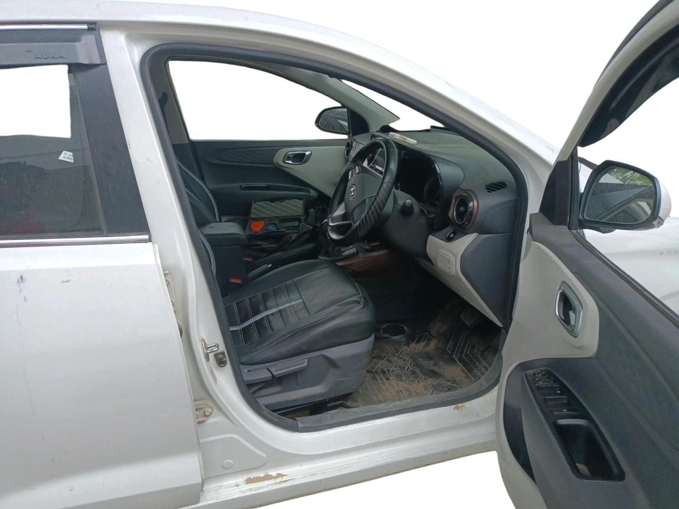 2020 Hyundai AURA SX PLUS 1.2 AMT CRDI, Diesel, Automatic, 68,457 km, interior