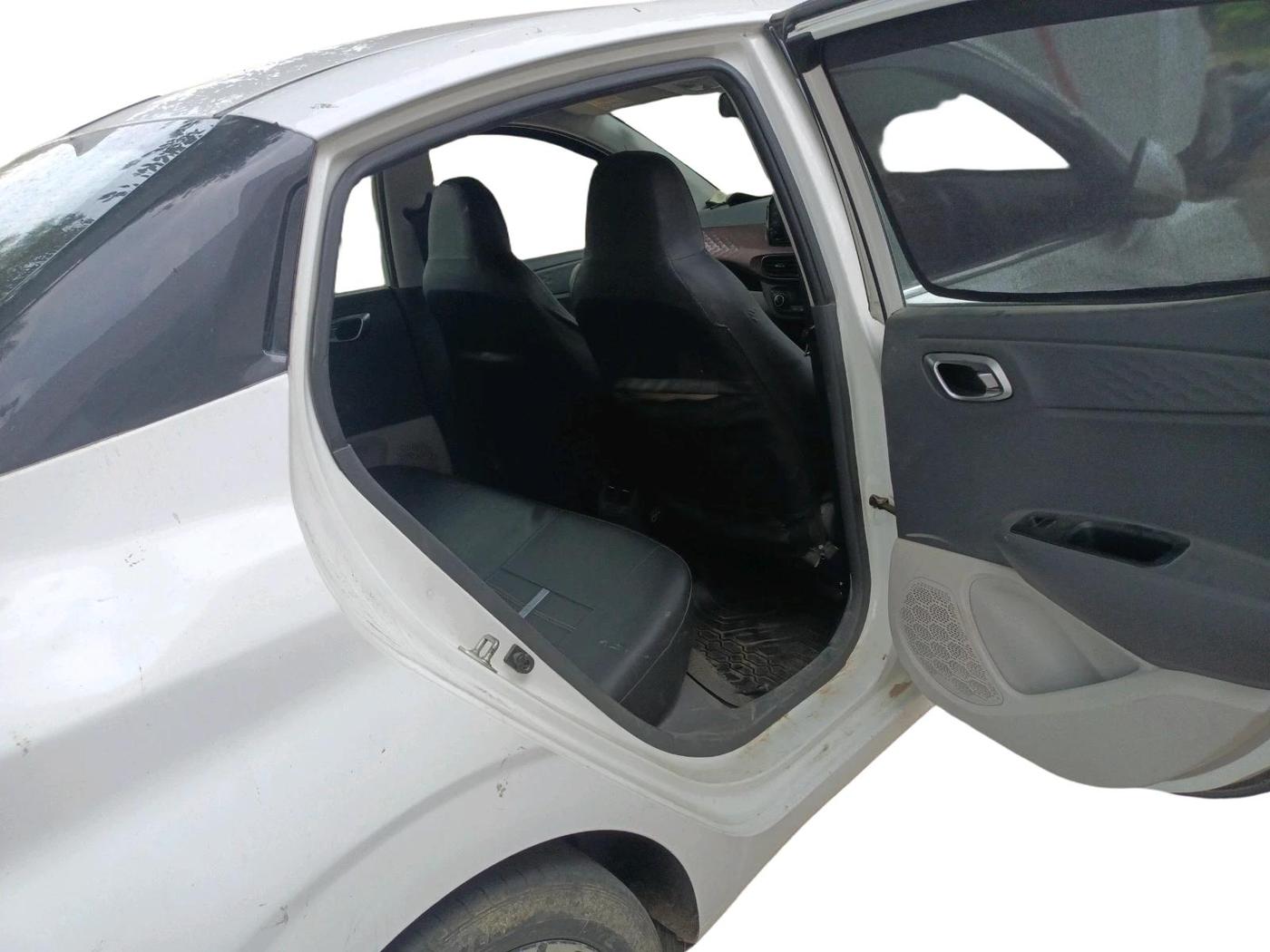 2020 Hyundai AURA SX PLUS 1.2 AMT CRDI, Diesel, Automatic, 68,457 km, interior
