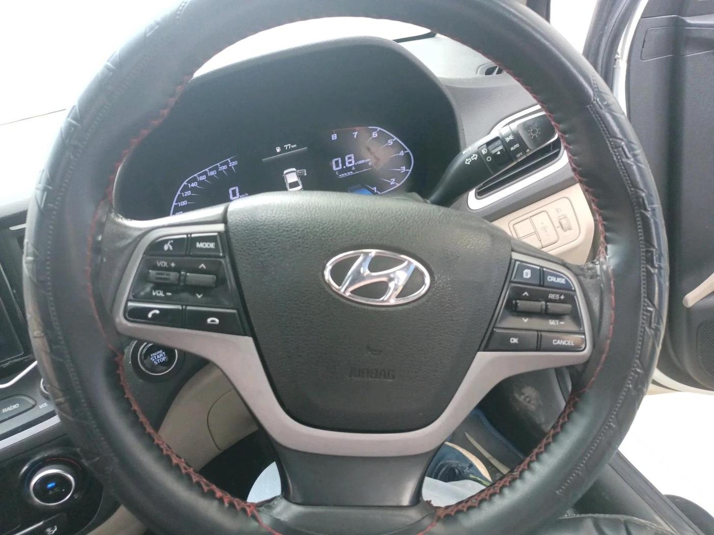 2020 Hyundai Verna SX 1.5 VTVT, Petrol, Manual, 66,285 km, interior