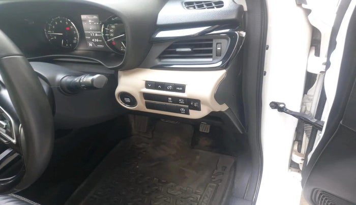 2023 Toyota Glanza V AMT, Petrol, Automatic, 40,369 km, interior