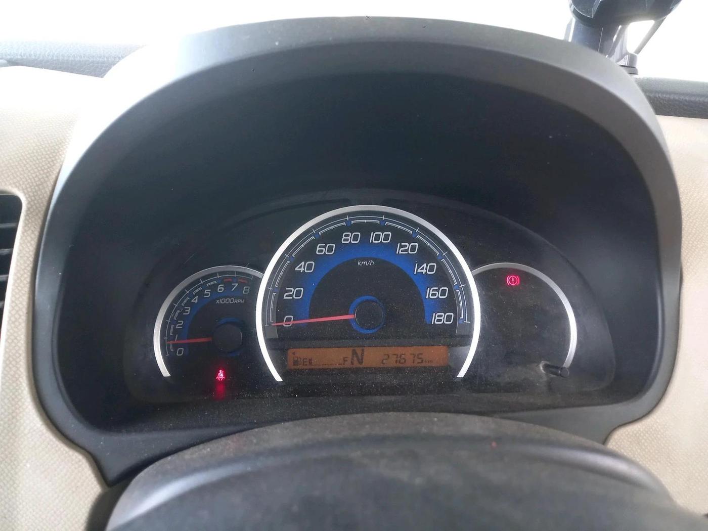 2017 Maruti Wagon R 1.0 VXI AMT, Petrol, Automatic, 27,675 km, interior