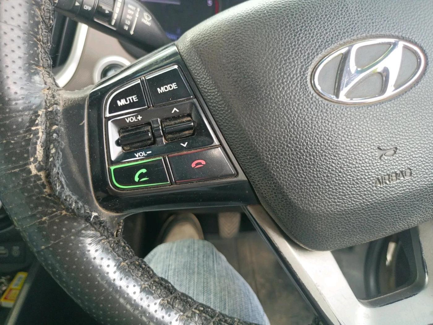 2015 Hyundai Creta SX 1.6 DIESEL, Diesel, Manual, 89,270 km, interior