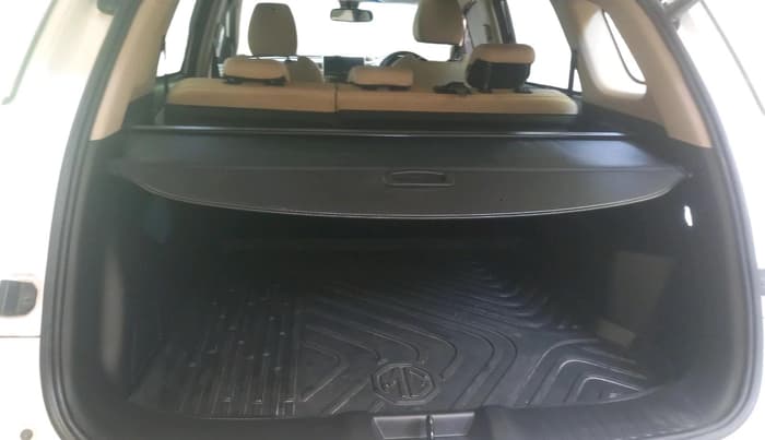 2023 MG HECTOR SHARP PRO 1.5 PETROL TURBO CVT DUAL TONE, Petrol, Automatic, 25,242 km, exterior